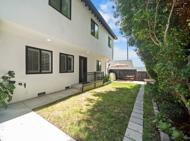 property at 5928 Weaver St