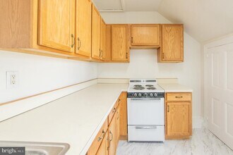 401 W Washington St in West Chester, PA - Building Photo - Building Photo