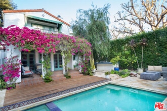 408 17th St in Santa Monica, CA - Building Photo - Building Photo