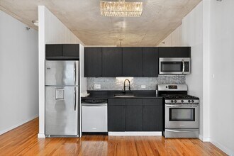 1720 S Michigan Ave, Unit 805 in Chicago, IL - Building Photo - Building Photo