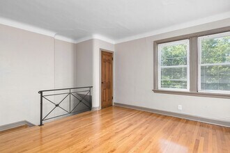 4941 Pernod Ave in St. Louis, MO - Building Photo - Building Photo