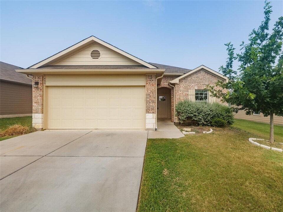 1400 Ferryman Dr in Georgetown, TX - Building Photo