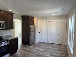 267 Hebron Ave in Glastonbury, CT - Building Photo - Building Photo