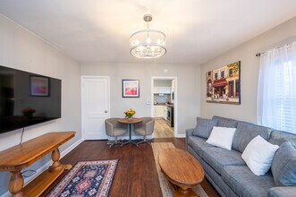 1120 N Dearborn St in Indianapolis, IN - Foto de edificio - Building Photo