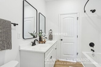 1404 Parkview Dr in Wright City, MO - Building Photo - Building Photo