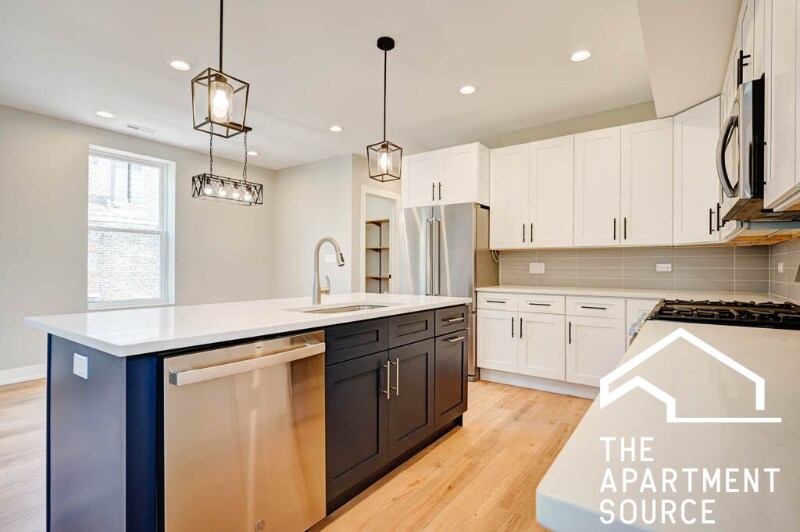 2243 W 23rd Pl-Unit -4 in Chicago, IL - Building Photo