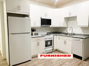 8419-C-881A 81a St in Fort St John, BC - Building Photo - Building Photo