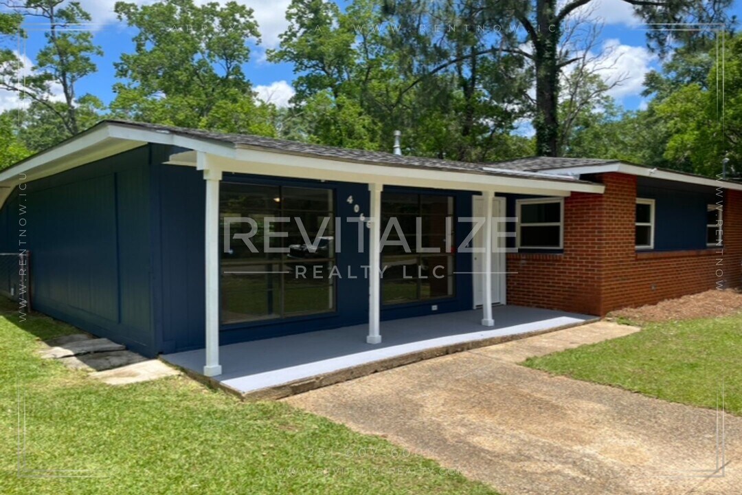 4066 Beechwood Ln in Mobile, AL - Building Photo