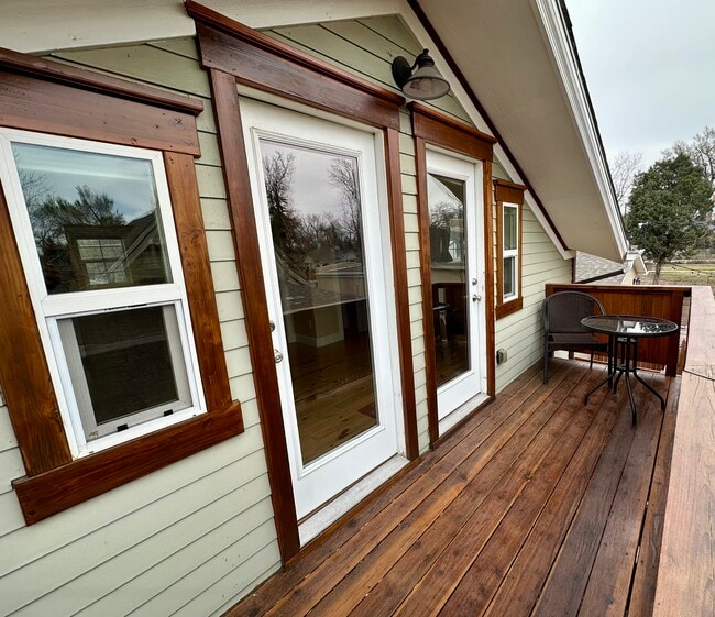 property at 812 E Cache La Poudre St