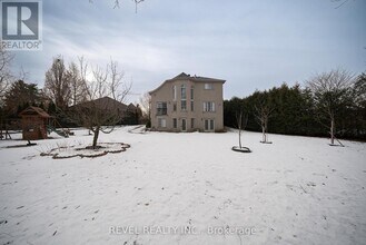 20 Casson Ln in Brantford, ON - Building Photo - Building Photo