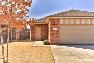 9804 Uvalde Ave in Lubbock, TX - Building Photo - Building Photo