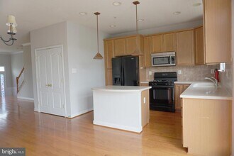 1107 Gaither Rd in Rockville, MD - Building Photo - Building Photo