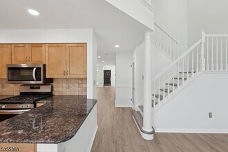 4703 Patterson St in Bridgewater, NJ - Building Photo - Building Photo
