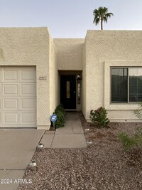 7811 E Parkview Dr in Mesa, AZ - Building Photo - Building Photo