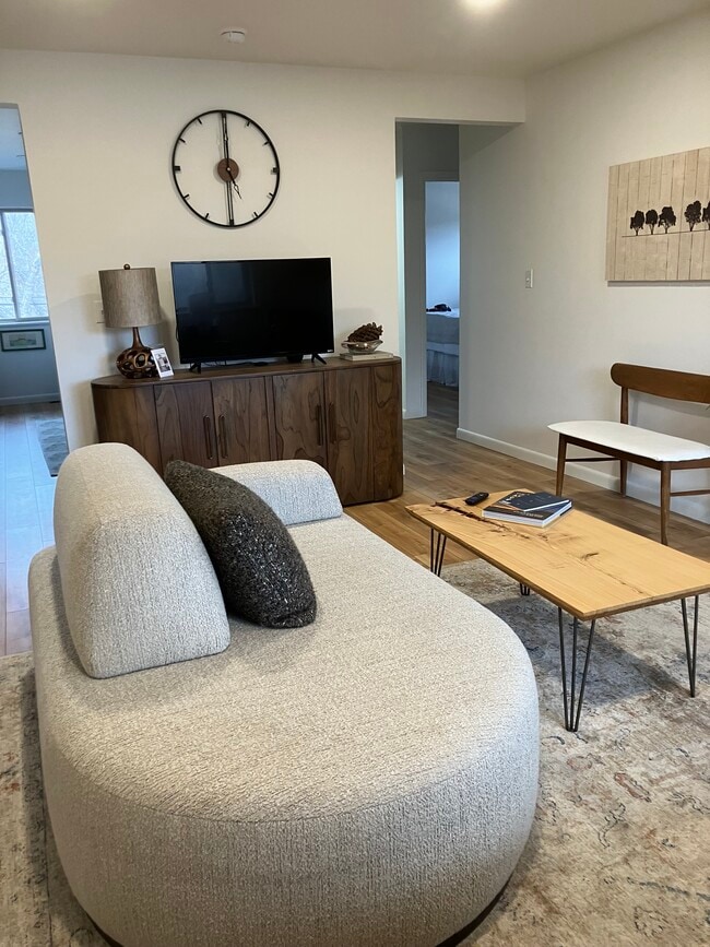 560 S 2nd St in Lander, WY - Building Photo - Building Photo