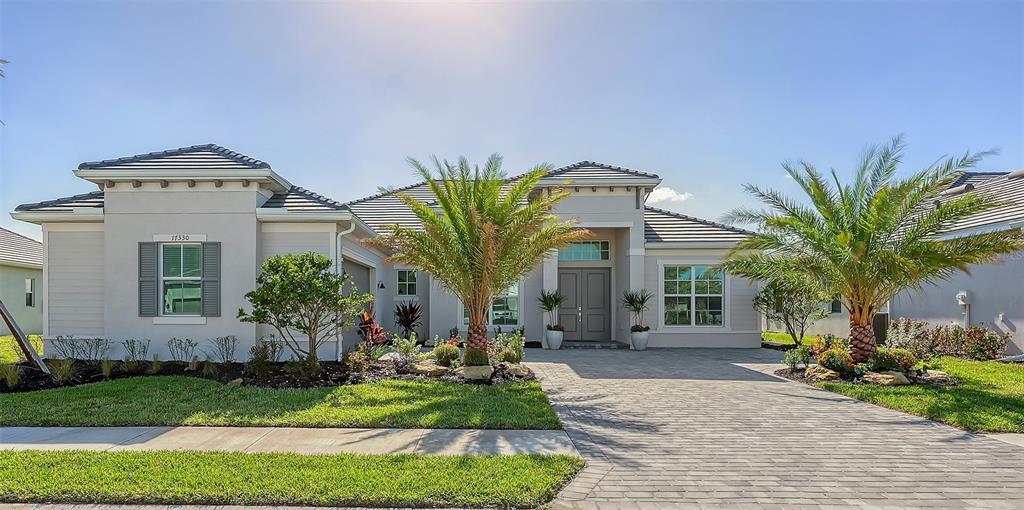 17330 Opal Sand Dr in Venice, FL - Foto de edificio