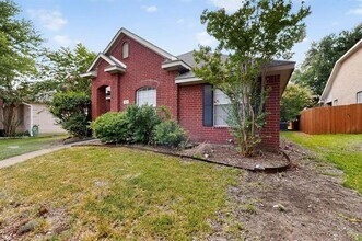 9229 Azinger Dr in Plano, TX - Building Photo - Building Photo