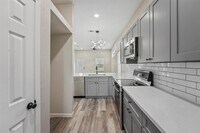 2810 Newhoff St photo'