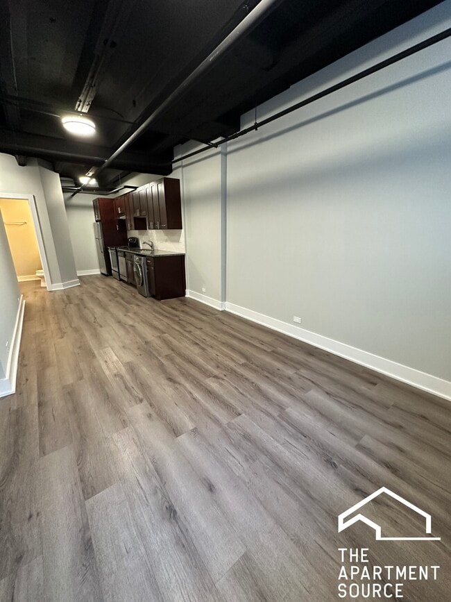 725 St Johns Ave in Highland Park, IL - Foto de edificio - Building Photo