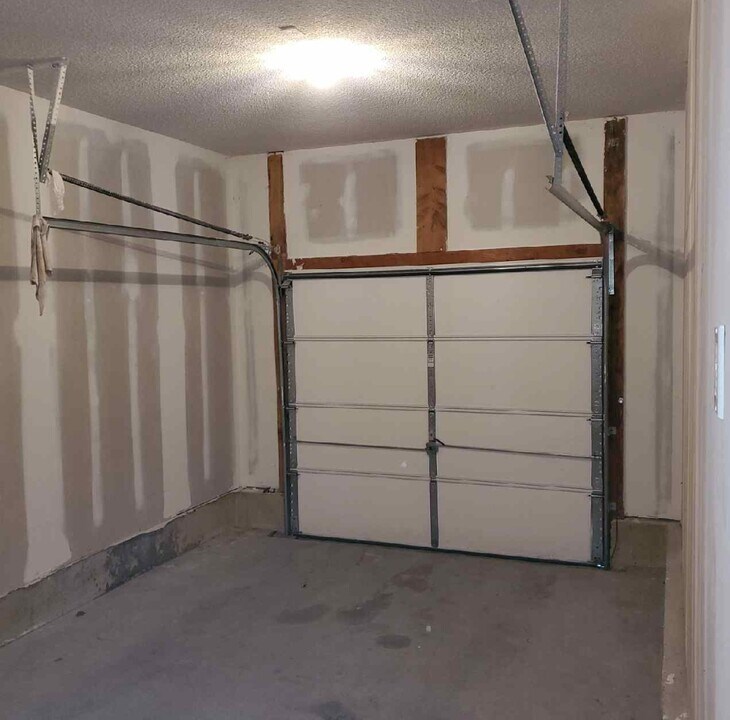 425d Hawthorne Blvd in Warrensburg, MO - Building Photo