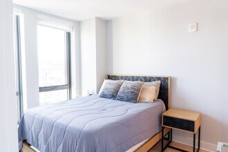 1211 Van St SE, Unit 1107 in Washington, DC - Building Photo - Building Photo