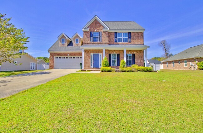 property at 713 English Oak Dr