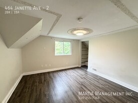 464 Janette Ave in Windsor, ON - Building Photo