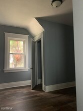 342 Davidson Ave-Unit -Lower in Buffalo, NY - Building Photo - Building Photo