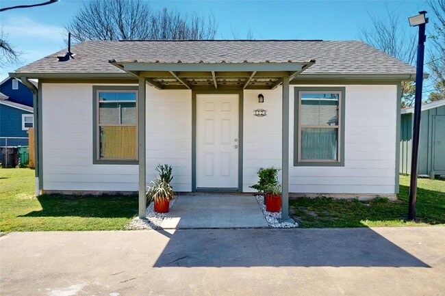 3124 Tilfer St in Houston, TX - Building Photo - Building Photo