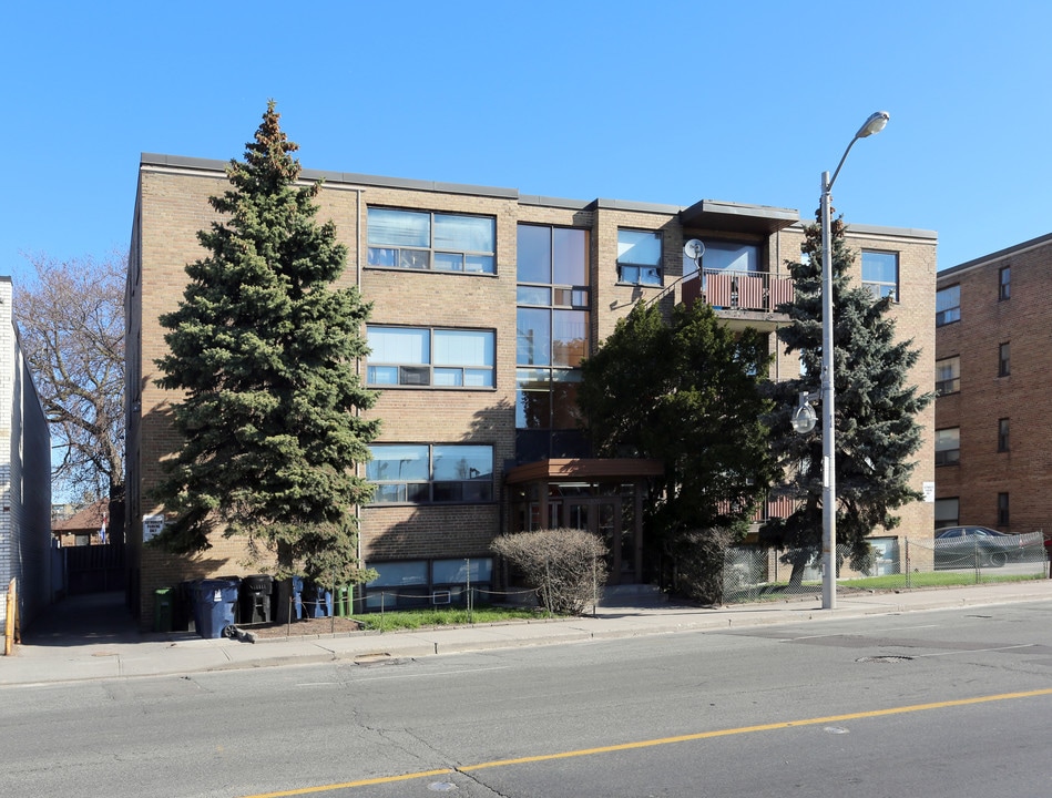 1500 Eglinton Ave W in Toronto, ON - Building Photo