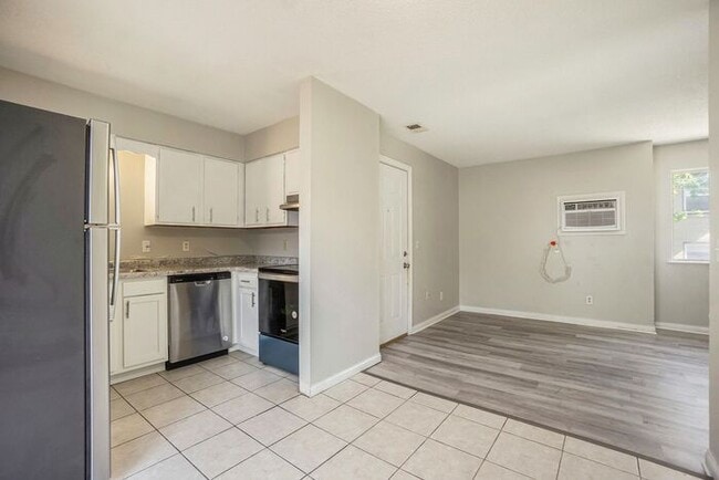 433 N Riverview Dr in Parchment, MI - Building Photo - Building Photo