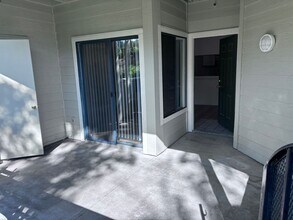 1201 Glen Cove Pkwy in Vallejo, CA - Building Photo - Building Photo