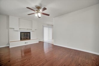 3 Winrock Rd in Montgomery, IL - Building Photo - Building Photo