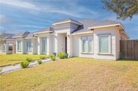 2006 S Villa Real Dr in Pharr, TX - Foto de edificio - Building Photo