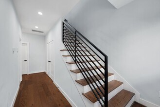 804 Woodcrest Dr in Houston, TX - Building Photo - Building Photo