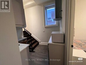 7 Logandale Rd in Toronto, ON - Building Photo - Building Photo