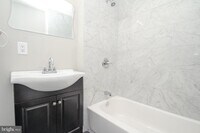 5411 Trinity St photo'