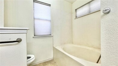 3553 Rock Shelf Ln in Round Rock, TX - Building Photo - Building Photo