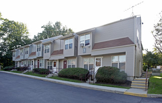 Maplewood Gardens Apartments