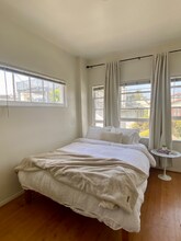 31 1/2 Clubhouse Ave in Los Angeles, CA - Foto de edificio - Building Photo
