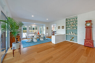 1211 E Valley Rd in Montecito, CA - Building Photo - Building Photo