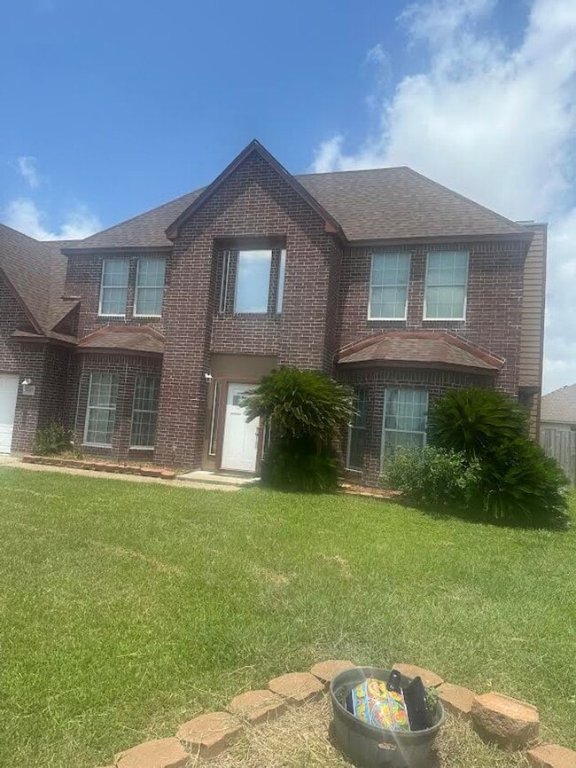 6901 Windy Cove Cir
