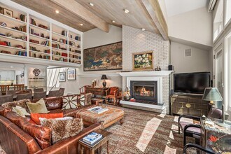 123 W Hyman Ave in Aspen, CO - Building Photo - Building Photo