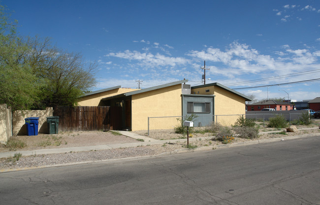 56-58 N Martin Ave in Tucson, AZ - Building Photo - Building Photo