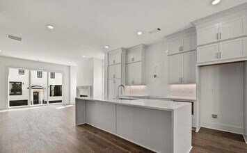 3667 Peachtree Rd NE in Atlanta, GA - Building Photo - Building Photo