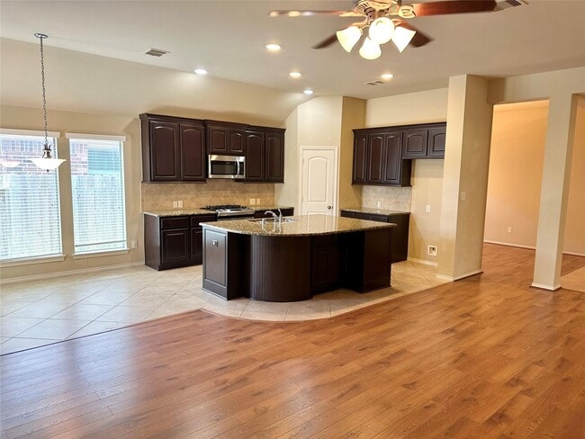 5526 Stoneridge Ct in Rosenberg, TX - Building Photo - Building Photo