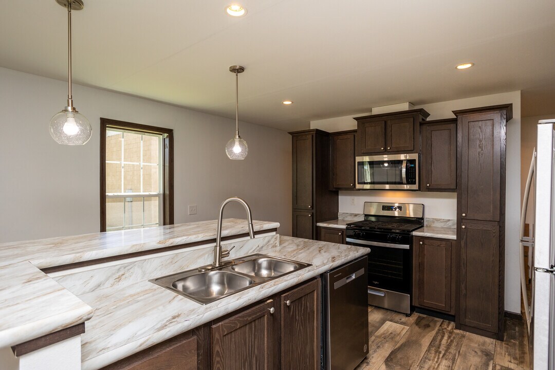 Marion Community MHP in Sioux Falls, SD - Building Photo