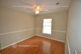 1916 Dockside Dr in Valrico, FL - Building Photo - Building Photo