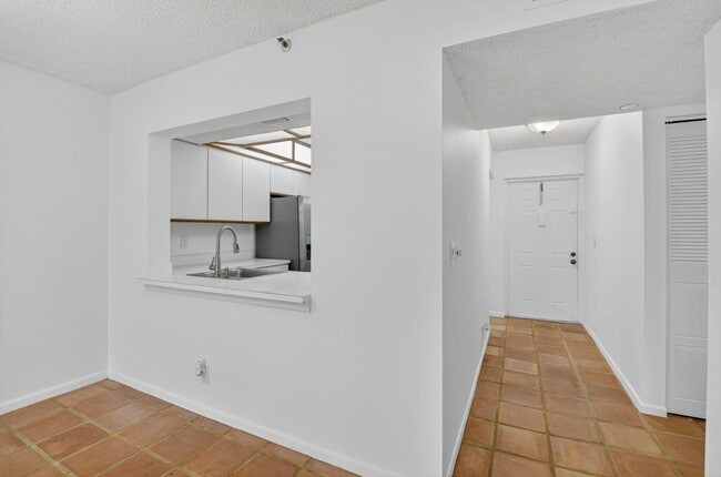 1850 Homewood Blvd in Delray Beach, FL - Building Photo - Building Photo