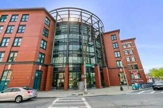 9 W Broadway, Unit 508 in Boston, MA - Building Photo - Building Photo